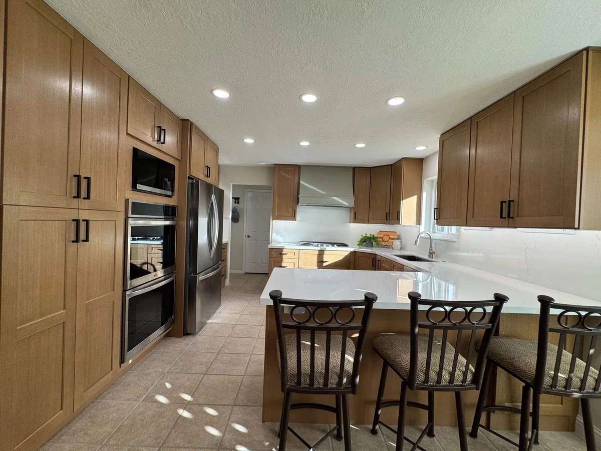 East-Sandy-Whole-Home-Remodel-by-RemodelCo-kitchen-overview-024