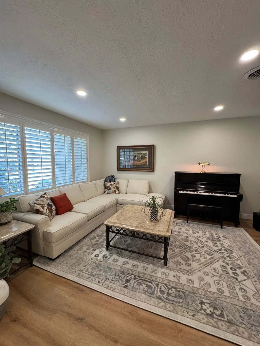 East-Sandy-Whole-Home-Remodel-by-RemodelCo-living-room-072