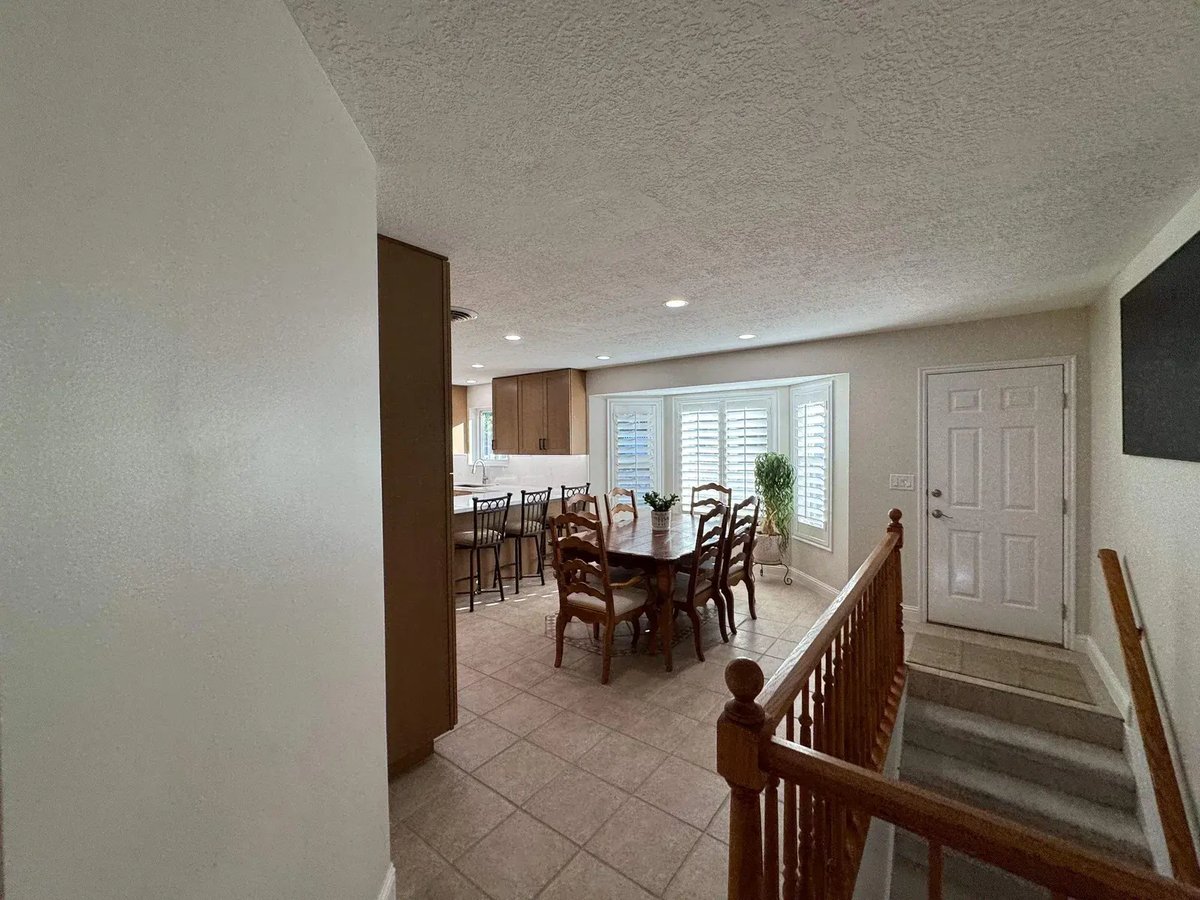 East-Sandy-Whole-Home-Remodel-by-RemodelCo-open-interior-hallway-017