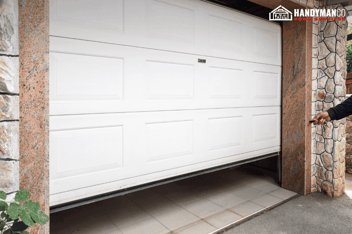 Garage Door Not Closing? 15 Fixes